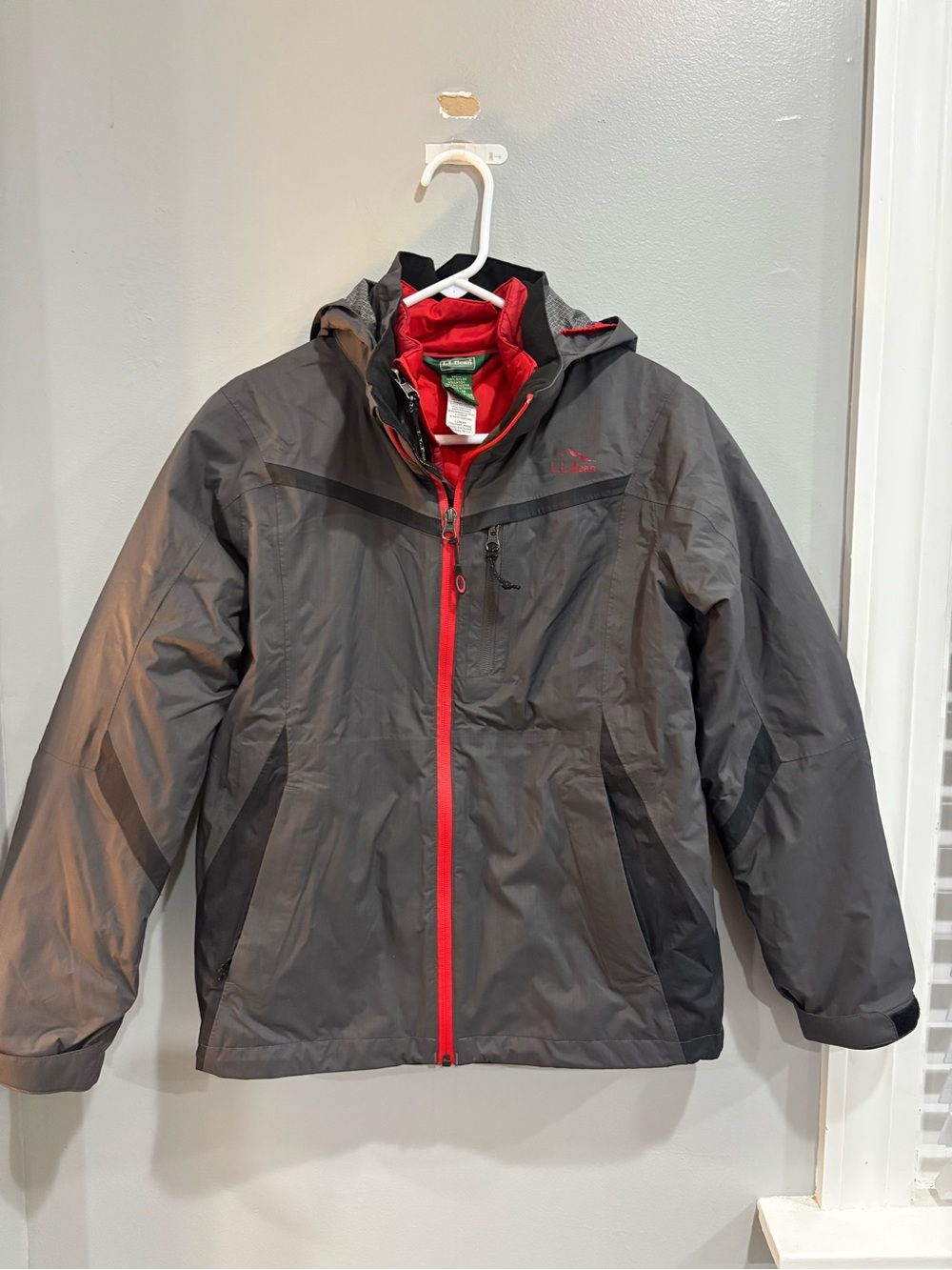 LL Bean Boy’s 3 in 1 Winter Coat and quilted puffer jacket large 14-16